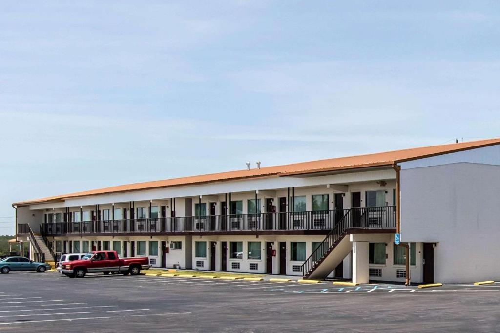 Econo Lodge Crestview Exterior photo